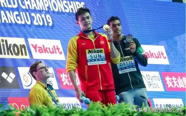 目中无人,毫无尊重!孙杨400米夺冠,死对手霍顿拒绝上台合影,你怎么看?