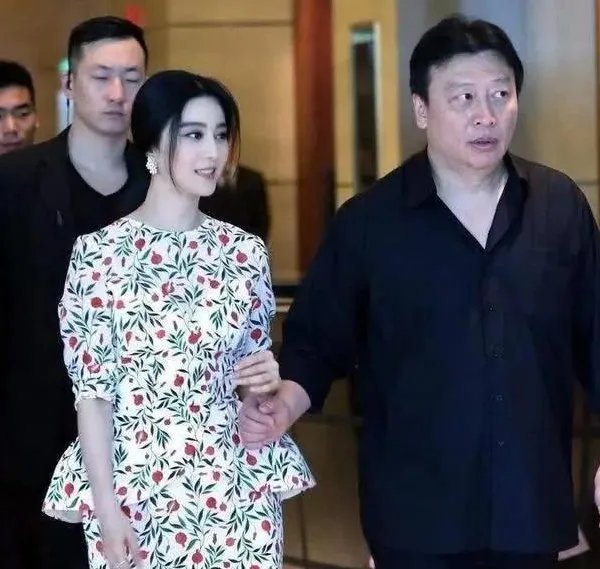 范冰冰终于还清9亿债务，她背后的男人是谁？