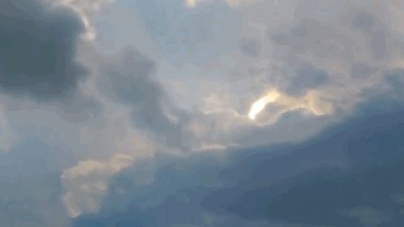 有人说现在手机这么普及，为什么关于UFO的视频却很少了？