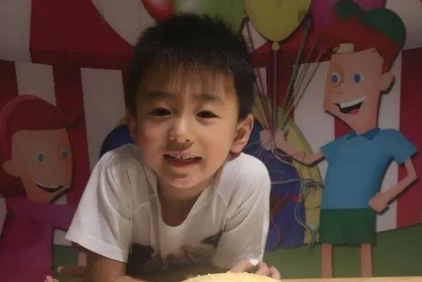 张柏芝为三胎儿子庆生，“生父确认不是外国人”，这是如何确认的？