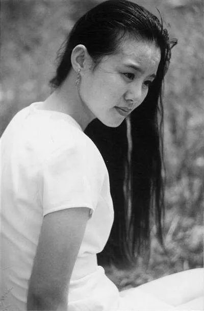 如何评价龚琳娜的《相思染》？