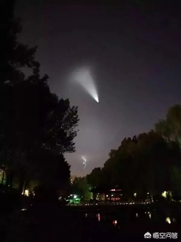 有人说现在手机这么普及，为什么关于UFO的视频却很少了？