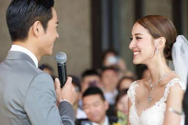 陈凯琳庆祝结婚2周年，你会和妻子去纪念一些有意义的日子吗？