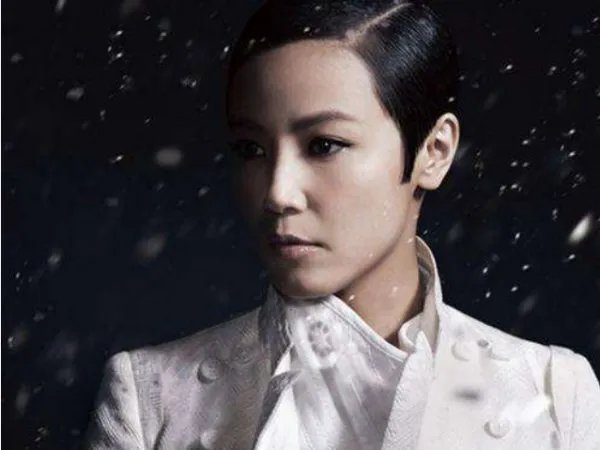 何韵诗的《痴情司》 歌词