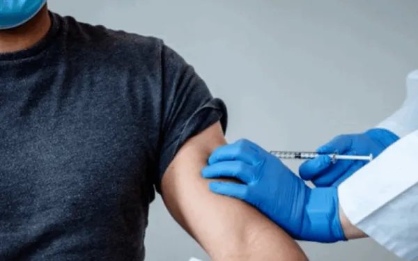 计划接种2000万实际280万!美国新冠疫苗分配慢原因何在?