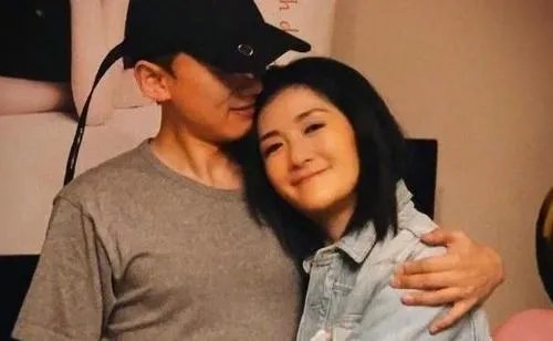 张杰当年为什么会选择比他大几岁的谢娜呢?