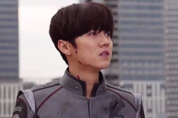 怎么评价《上海堡垒》这部电影？为什么豆瓣评分那么低？