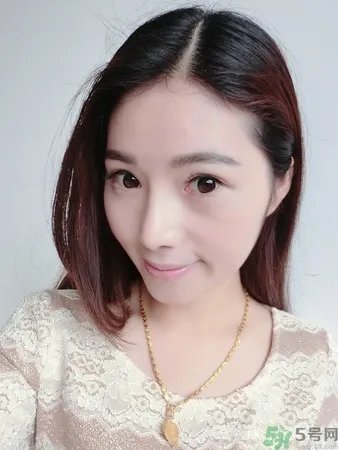 age20s粉底好还是赫拉气垫好?