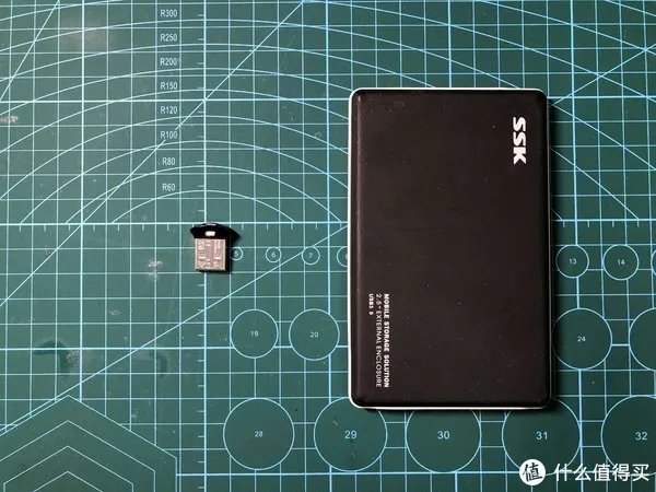 废弃固态硬盘千万不要丢，简单几步操作改成U盘来使用