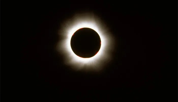 日全食时间 日全食的时间什么时候