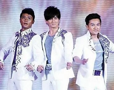 小虎队2010春晚重聚,当时的你有什么感受?