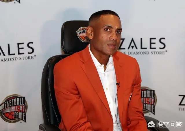 两届MVP得主纳什入选2018NBA名人堂,只有一个一阵的希尔为何也能跟着入选?你怎么看?