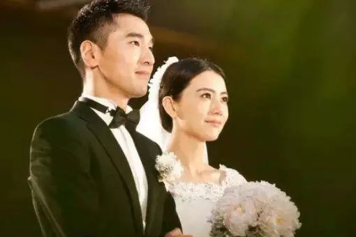 赵又廷为什么选择和大5岁的高圆圆结婚，他们是真爱吗？