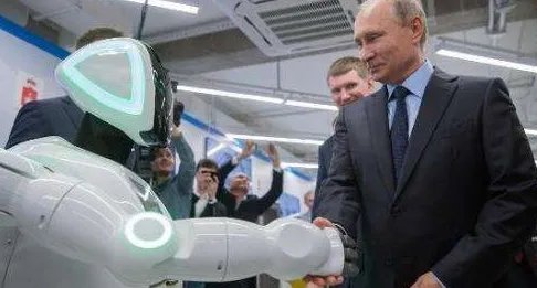 俄罗斯机器人为什么逃跑?