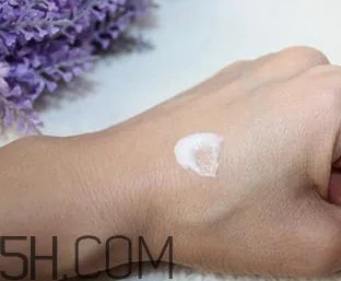 欧莱雅复颜抗皱日霜好不好?欧莱雅复颜抗皱日霜怎么样?