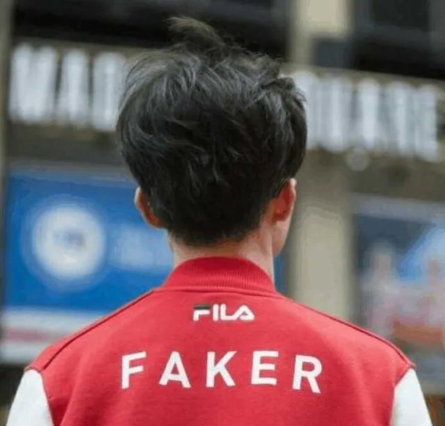 如何评价RNG四连跪?