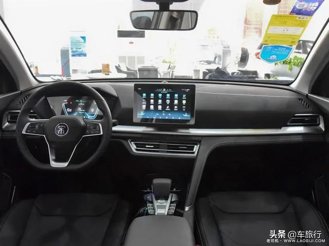 10万买什么车，内饰要好看？