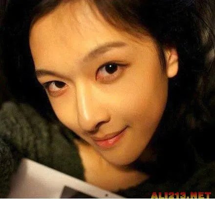 丹东男孩因美貌走红韩国 细数韩国妖艳的美男