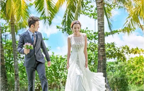 阁楼婚纱摄影怎么样  新人怎样选择合适的婚纱影楼