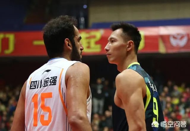 易建联和哈达迪谁才是近10年亚洲男篮第一人?他们有哪些传奇交锋史?