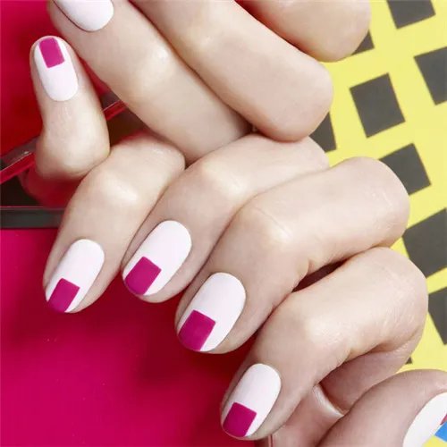 简单美甲图片赏析 2017流行个性美甲推荐