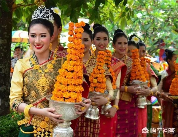 夏季出游避暑，有的喜欢在国内，有的喜欢出国。你感觉去哪里好？