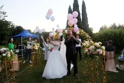 近七成青年择偶“愿等待不愿将就”,这是为何?