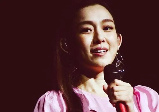 张韶涵发问号，这到底是个什么梗？