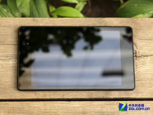 尖Phone对决:华为荣耀X1对比Nexus7二代