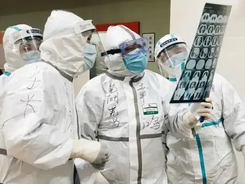 四川新增本土确诊病例2例,共有3个中风险区,当地民众该注意什么?