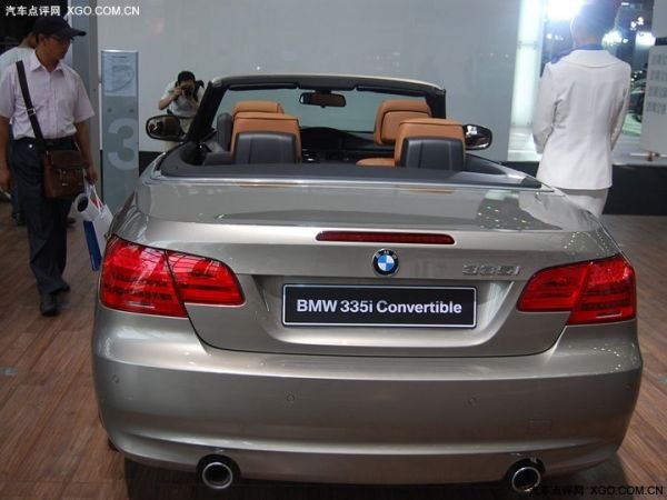 宝马335i的车型参数