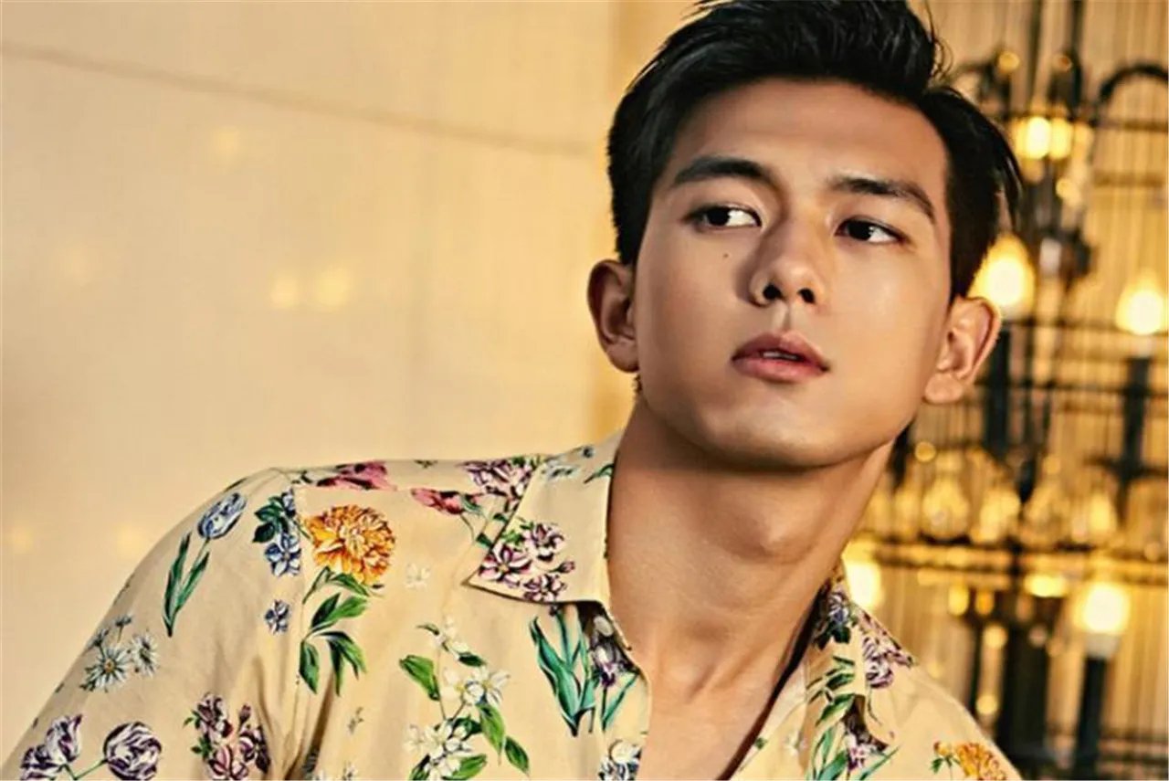 李现为周杰伦打榜,说明李现是一个喜欢什么样明星的人?