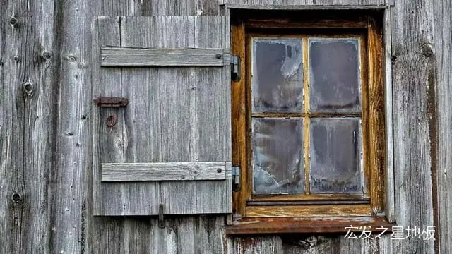 古人喜欢构木为巢，现代人为何喜欢厅堂铺地板？