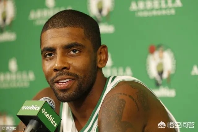 穆雷为了破纪录垃圾时间投篮刷分,欧文怒不可遏将球砸向观众席,你怎么看?