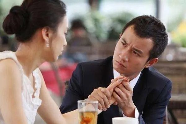 姚笛至今没有删除合影,是否说明旧情未断有和好的可能?