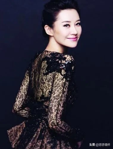 中国最迷人酒窝美女许晴，有过一位亿万富翁男友后，为何从此单着？