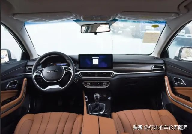 10万买什么车，内饰要好看？