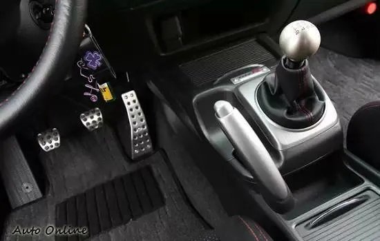 手动挡汽车都有哪些省油技巧，本人新手，望指教？