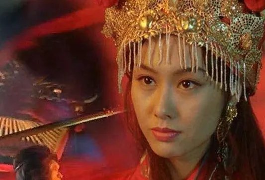 如今周星驰谈到朱茵,总是落下泪来,你怎么看待周星驰和朱茵的感情?