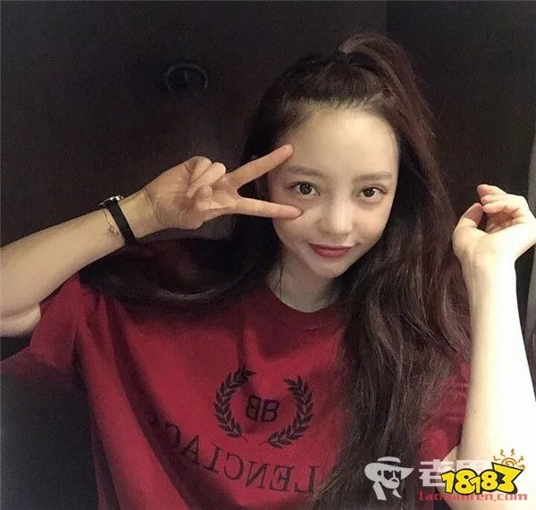 具荷拉回应舞台事故:尽了最大努力问心无愧