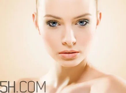 bobbi brown明星产品有哪些?bobbi brown胶囊气垫好用吗?