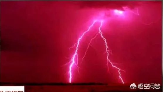 为什么大型变压器爆炸，天空会呈蓝色？