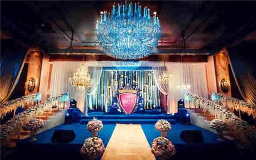 婚庆t台布置图片 如何布置婚礼t台