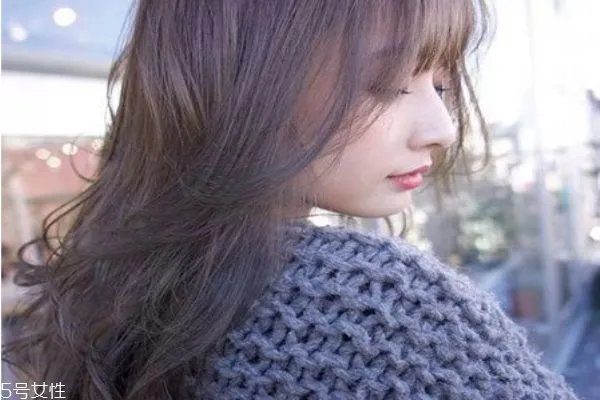 2019春夏发型趋势 2019年中长发流行发型女