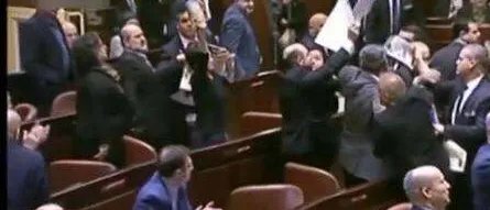 美副总统中东遇冷是什么情况?