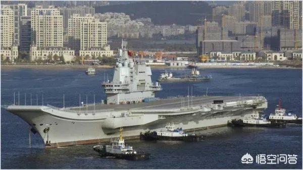辽宁舰改造完毕今已出海，4月23日海军节阅舰式，双航母编队可期待吗？