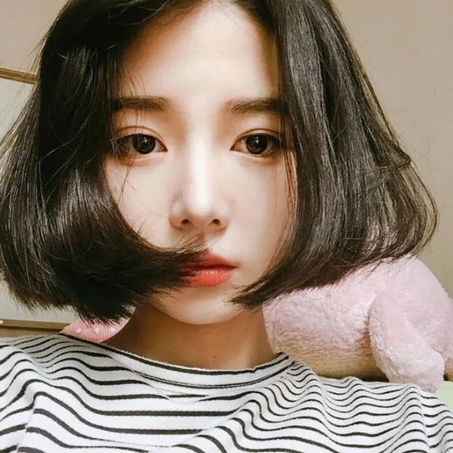 这个情侣头像另一半谁有，在线等，急？