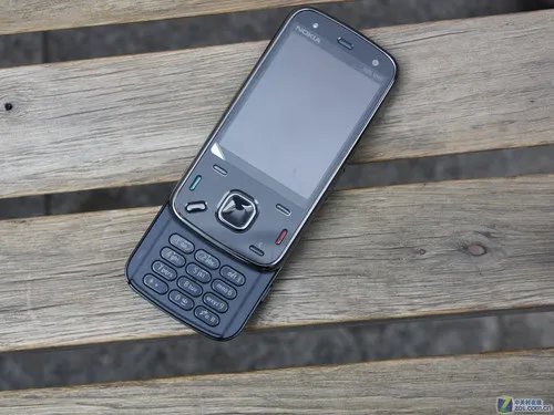无惧Android与ios 诺基亚N86仅千元出头