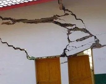 6年楼房变危楼导致居民不敢入住？