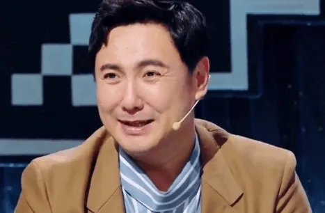 谢娜声称名字带“娜”的都是美女，沈腾立刻说了几个笑翻全场，他说的什么？